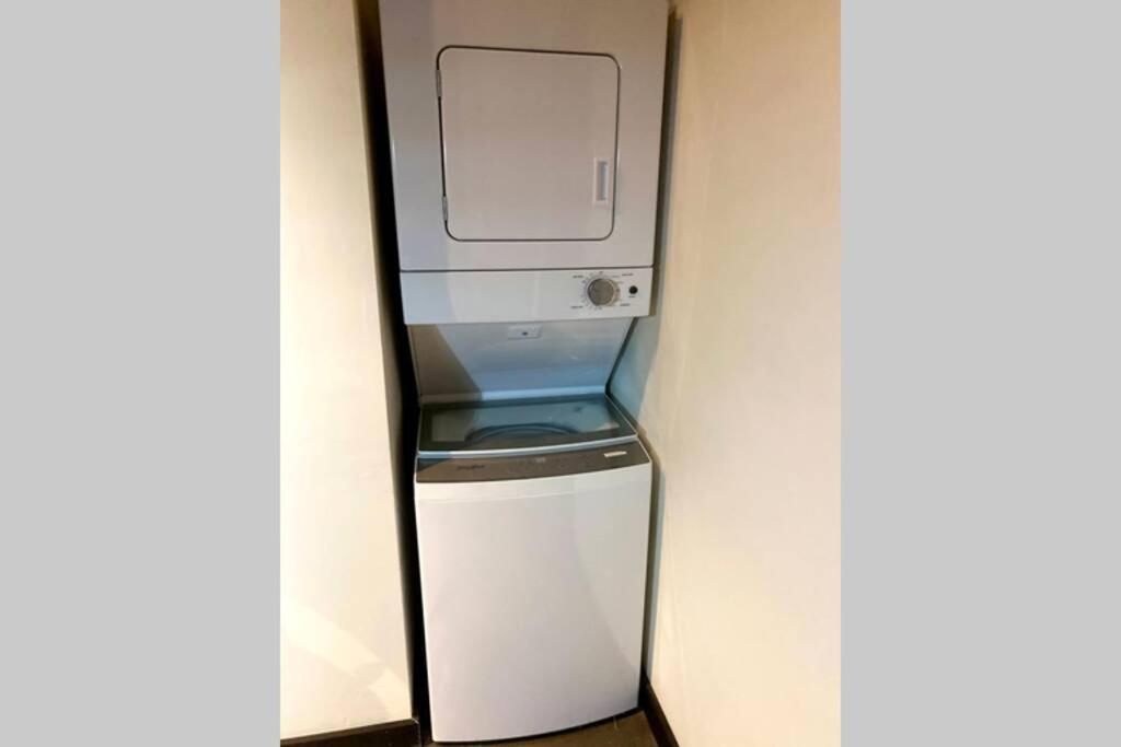 3E-Spacious 2 Bedroom In Oakland, Sleeps 8 Πίτσμπουργκ Εξωτερικό φωτογραφία