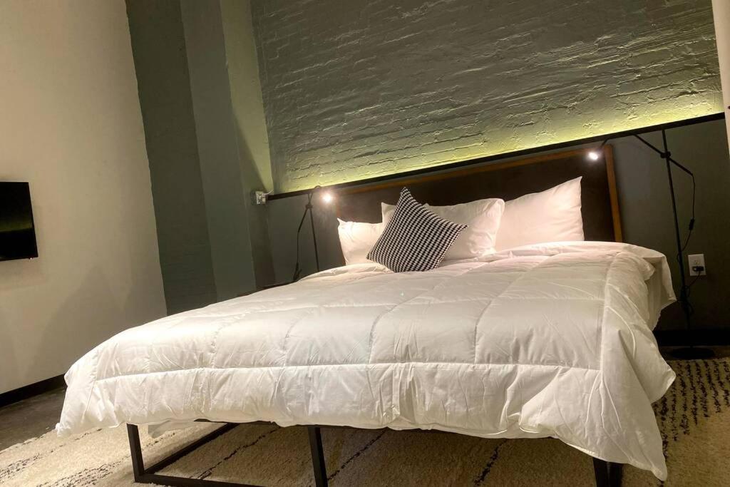 3E-Spacious 2 Bedroom In Oakland, Sleeps 8 Πίτσμπουργκ Εξωτερικό φωτογραφία